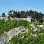 Terra - A Deux Pas Du Bord De Meuse Entre Namur Et Dinant Профондвиль
