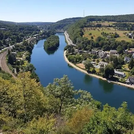 Terra - A Deux Pas Du Bord De Meuse Entre Namur Et Dinant