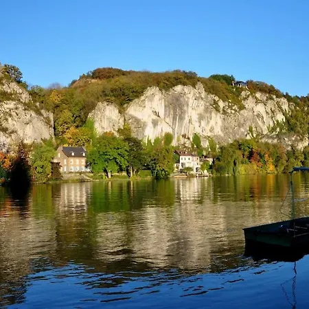 Appartement Terra - à Deux Pas Du Bord De Meuse Entre Namur Et Dinant *
