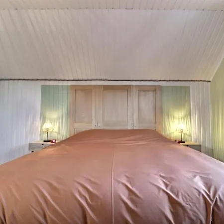 Terra - A Deux Pas Du Bord De Meuse Entre Namur Et Dinant Profondeville